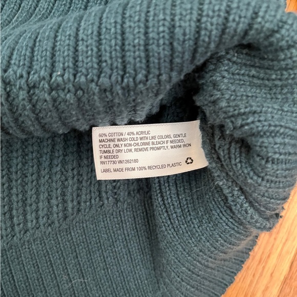 A New Day V-Neck Knit Sweater - Picture 5 of 7